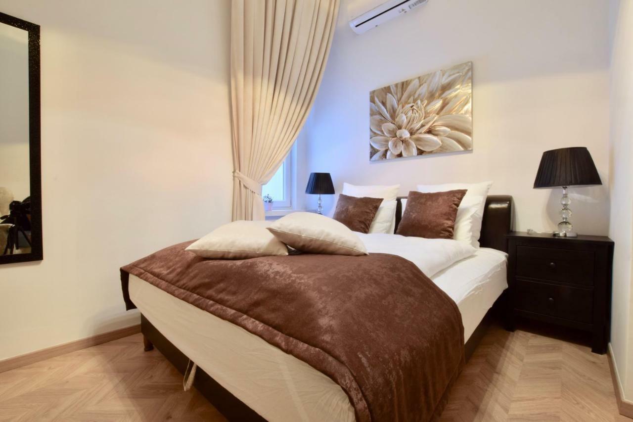 Luxury Apartment By Hi5 - Havas Street Budapest Eksteriør bilde